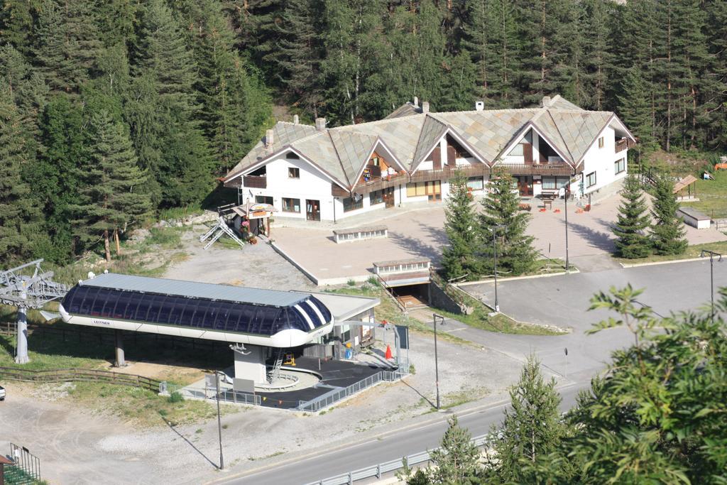 فندق Olympic Mountains تْشيسانا تورَنيسي المظهر الخارجي الصورة